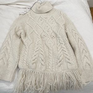 NEW W/ TAGS ZARA SWEATER